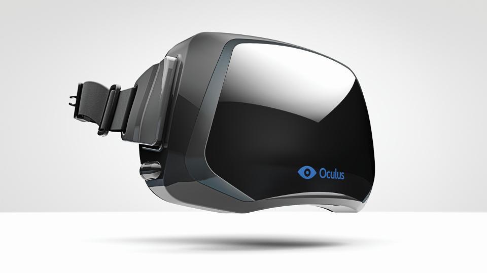 HoloLens compared to Oculs Rift